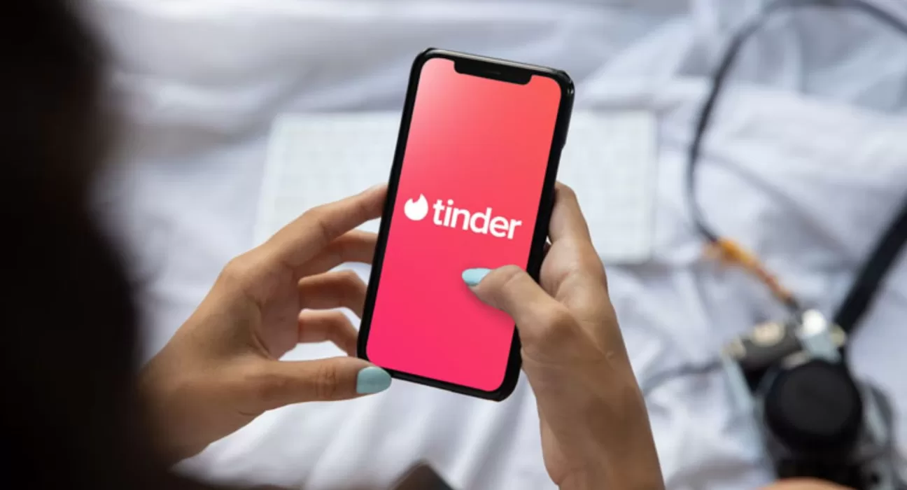 Tinder disponibiliza recurso de segurança "Compartilhar Meu Date" para todos os usuários no Brasil